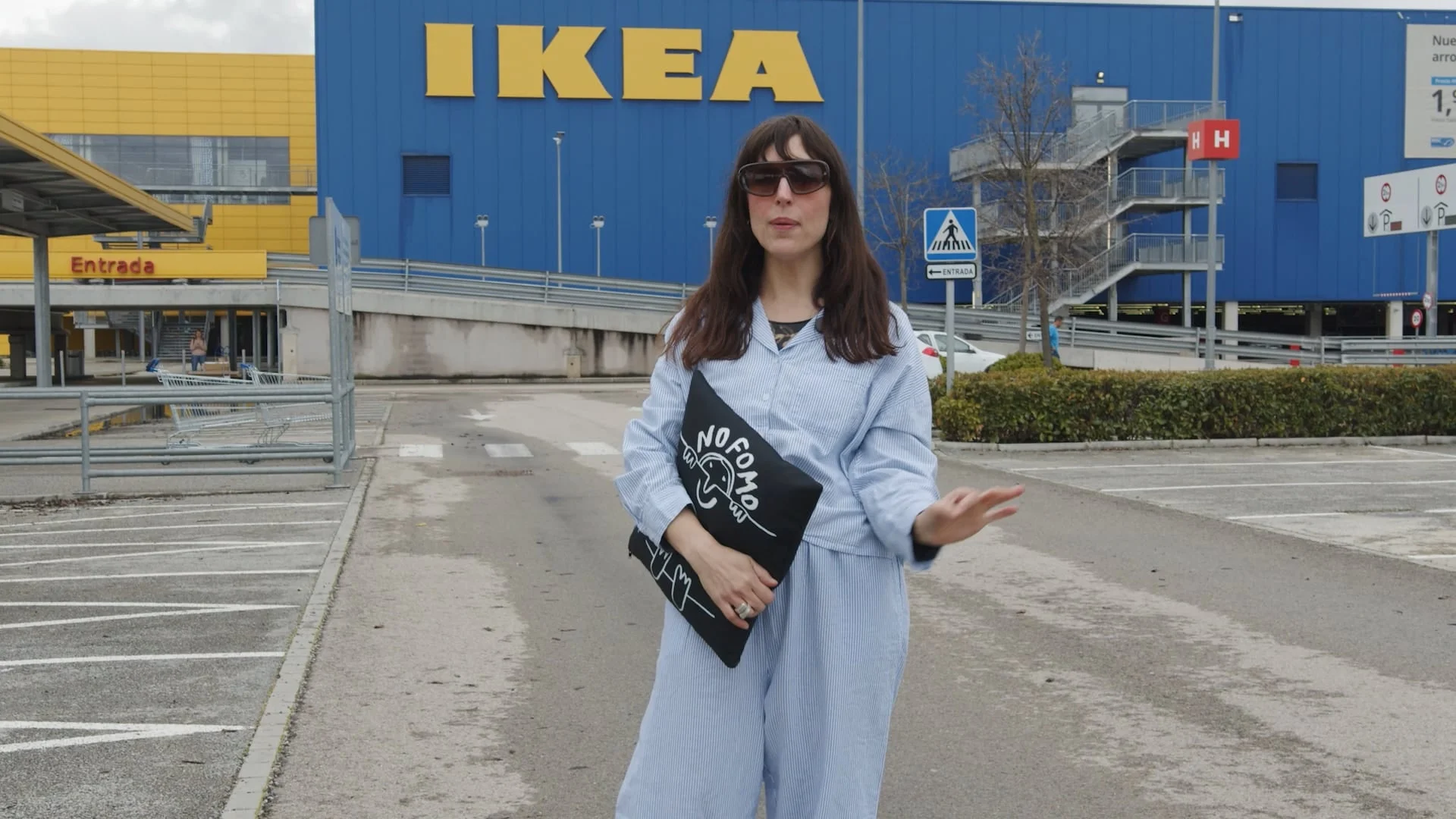 Still from Monstruo Espagueti — No Fomo